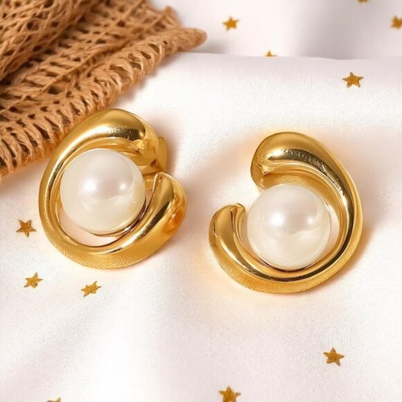 🆕Modern Classic 18K Gold Plated Faux Pearl Earrings | Dainty Chic Minimalist - Picture 1 of 12